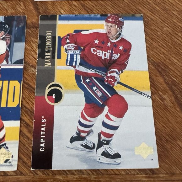 NHL Hockey Cards 12 Card Lot - Picture 13 of 13